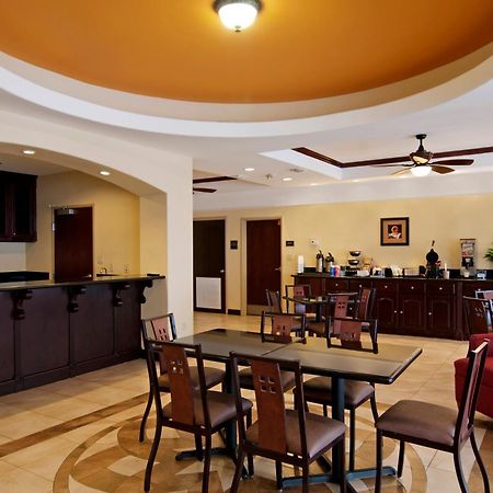 Super 8 By Wyndham Hidalgo At La Plaza Mall & Mcallen Airport Restaurang bild